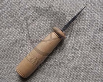 Awl with wooden handle type I - short