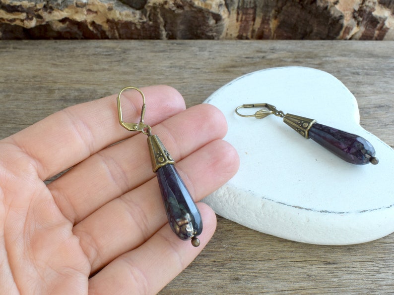 Vintage style jewelry Long drop earrings Purple jewelry Teardrop earrings Antique brass earrings Marbling earrings Natural stone earrings