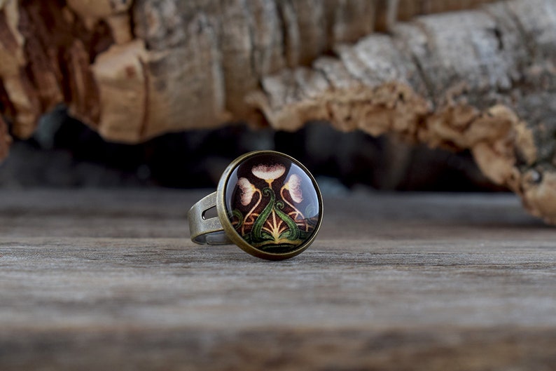 Floral Art nouveau ring Glass dome jewelry Adjustable ring Dainty ring Gift for her AJ 040 Vintage style jewelry Glass ring Brown ring