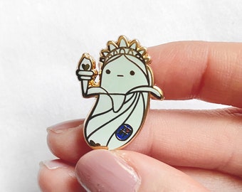 Banana Statue of Liberty Enamel Pin // Lapel Pins, Pin Collection, Kawaii pins, Flair // Bumbleanddee