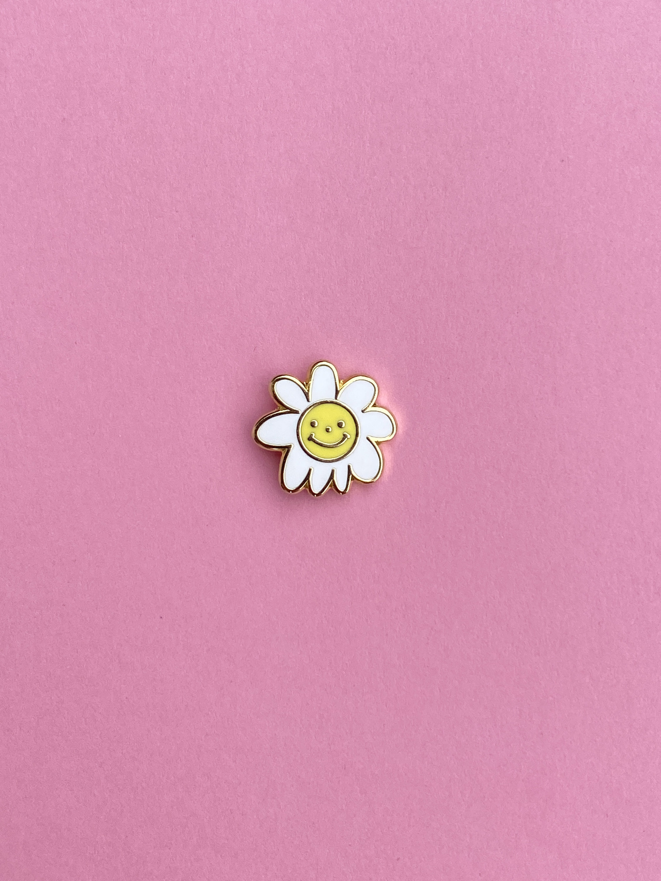Smiley Daisy Enamel Pin – Gold, Colorful Flower Lapel Pin - Etsy
