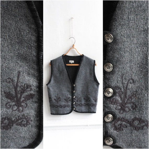 Gray Wool vest, Vintage Dirndl Embroidered waistco