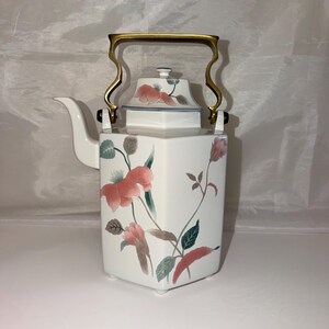 Vintage Mikasa Continental Silk Flowers F3003 Hexagonal Teapot with Brass Handle | Japan Porcelain Pink Floral Tea Pot | 1980s Discontinued