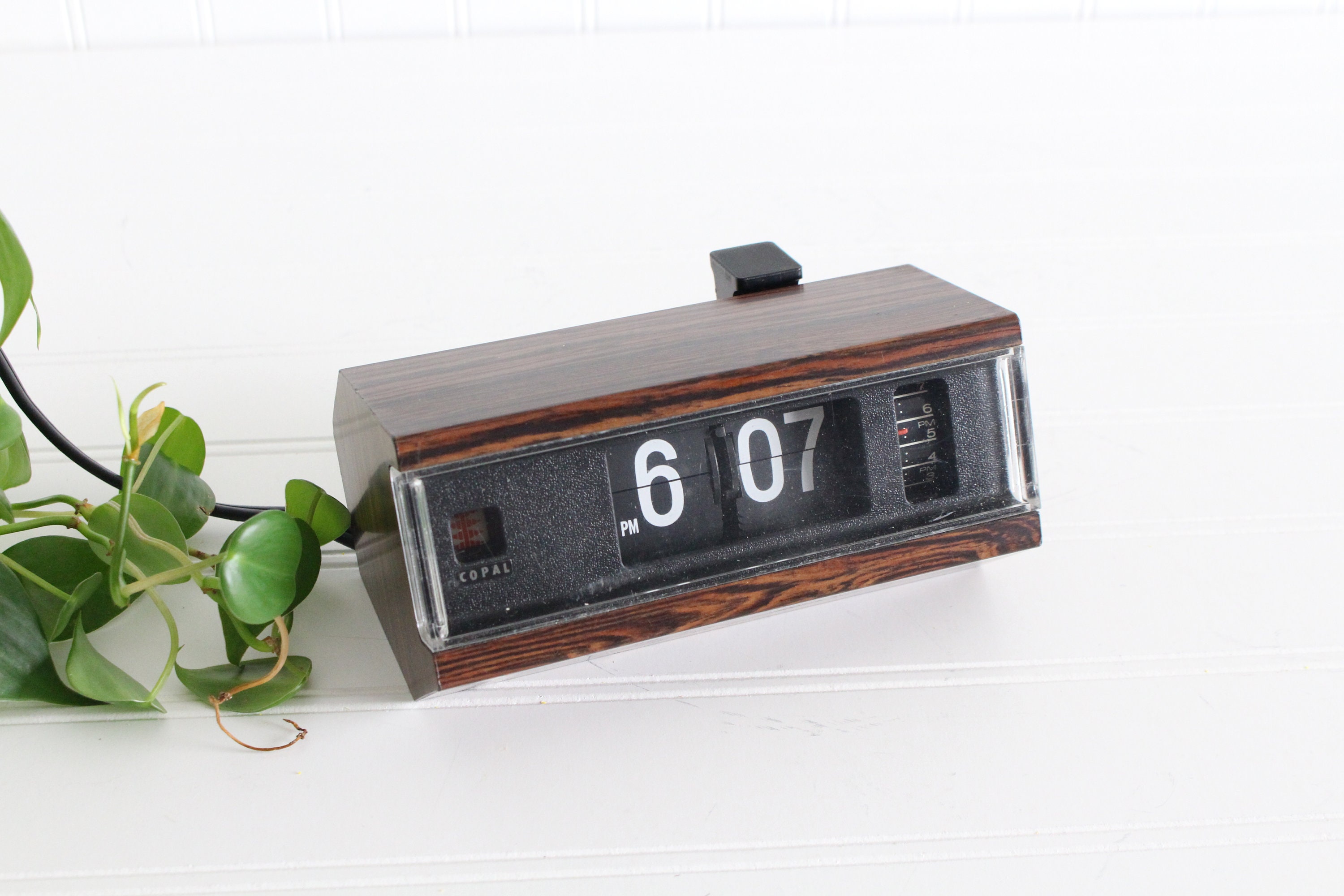 Flip Clock by Bürk from 1970s at 1stDibs  vintage flip clock, mid century flip  clock, flip clocks