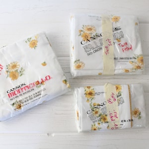 Vintage Floral Twin Sheet Set, Yellow Flowers, Twin Bed Fitted Flat Sheet and Pillowcase, Sunflowers