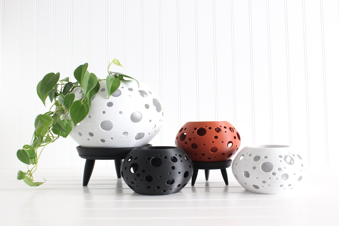 Modern Indoor Planter, Moon Planter, Small Plant Pot for Succulents ...