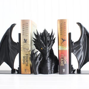 Dragon with Wings Bookends, Dragon Bookshelf Decor 3D Print