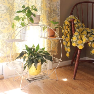 Mid Century Metal Plant Stand - Etsy