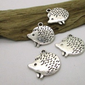 Hedgehog Charm, Hedgehog Pendant, Animal Charm, Wildlife Pendant, 20x19mm (4)