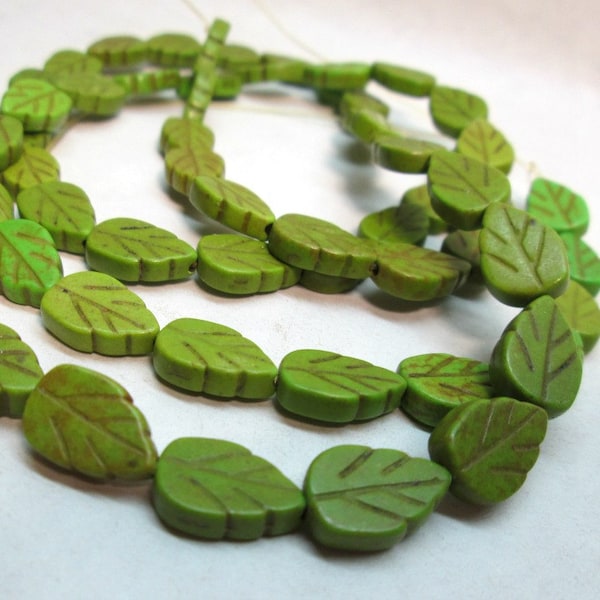 Green Stone Leaf Bead, Carved Magnesite Leaf Bead, 15mm (10)