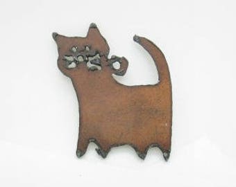 Folk Art Cat pendant, Whimsical Cat, Rusty Iron Cat, Pet Cat Pendant, 64x43mm (1)
