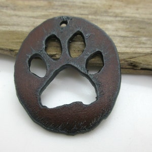Large Paw Print Pendant, Rusty Iron Pendant, Wolf Paw Pendant, Pet Pendant, 60x42mm (1)