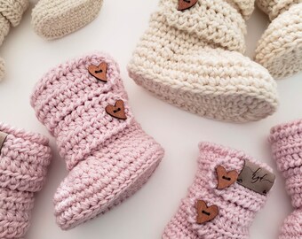 Baby Booties Baby Shoes Crochet Booties Heart Booties Baby Slippers Heart Baby Booties Baby Gift Shower Gift Pregnancy Gift