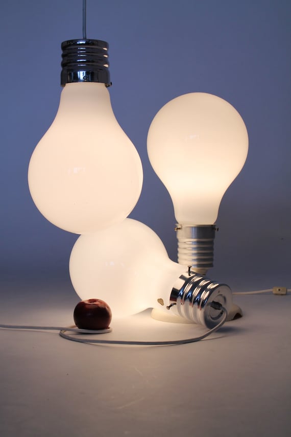 giant light bulb table lamp