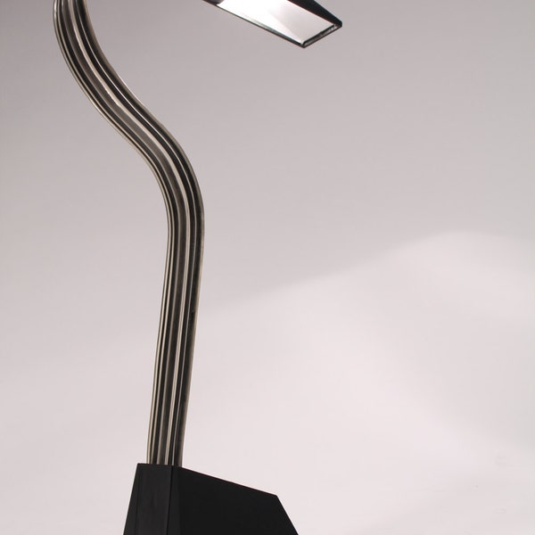 STILNOVO bendable , flexible stem  TABLE LAMP  Nastro model vintage modern 1980 era Italy monochrome version