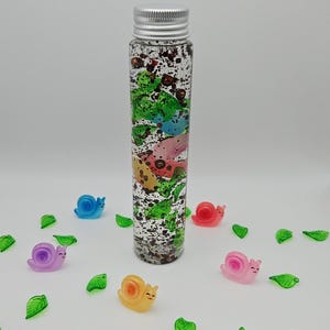 Glow in the Dark Snail Sensory Bottle, Snail Calming Bottle, Glow in the Dark Sensory Bottle, Montessori, Sensory Play