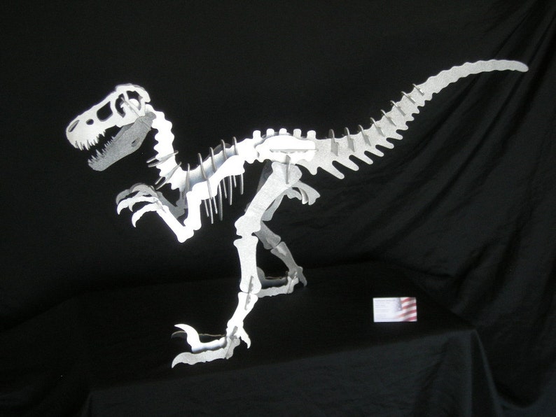 Raptor (Velociraptor) Dinosaurier .dxf und SVG Format Dateien. 11ga Layout und Schachtelung. Bild 3