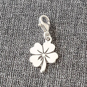 Silver Clover Leaf Clip On Charm Ideal For European Bracelet Or Necklace 925 solid sterling silver C46C