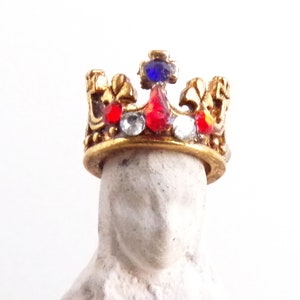8mm-TINY gold tone metal Royal rhinestones micro crown for statues