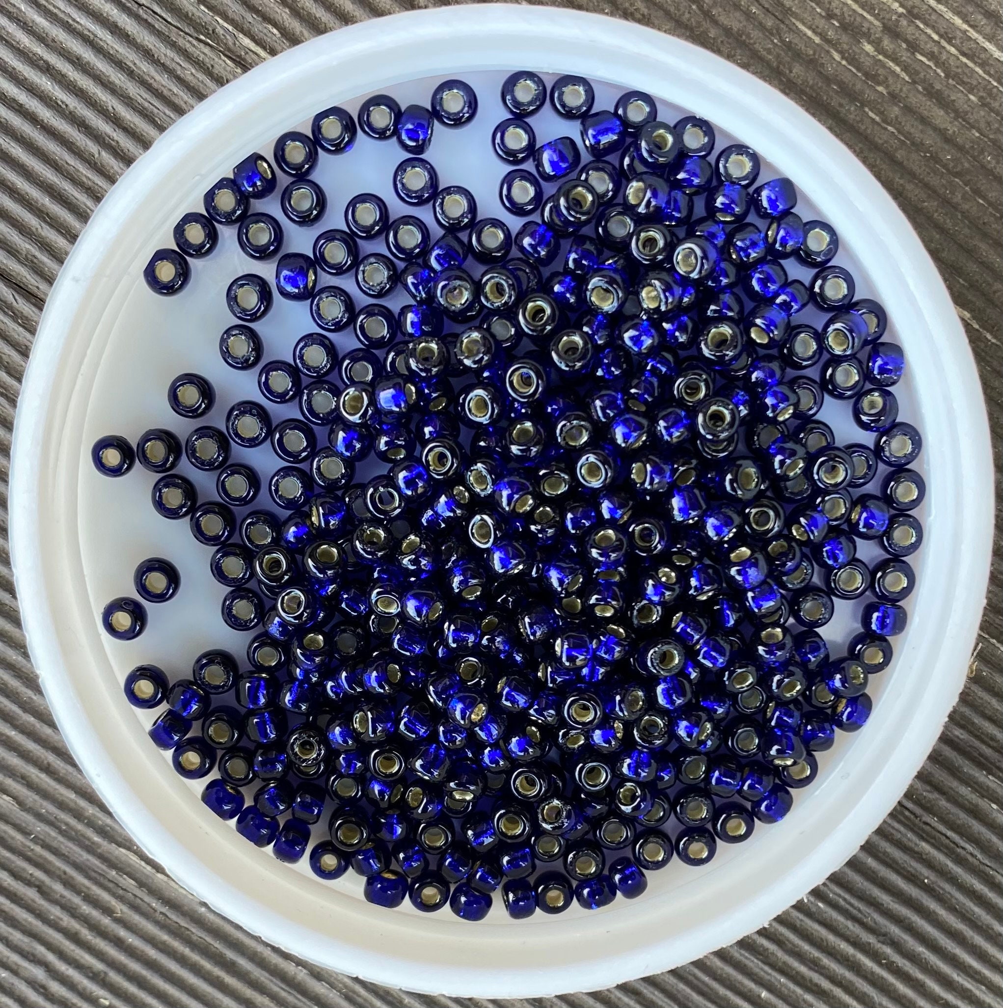 8/0 MIYUKI Japanese Seed Beads, Duracoat Silver-lined Navy