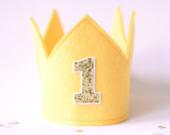 First Birthday Crown -  Sunshine Yellow Felt Crown- Cake smash outfit girl - Birthday girl crown - You are my sunshine - Sunflower theme