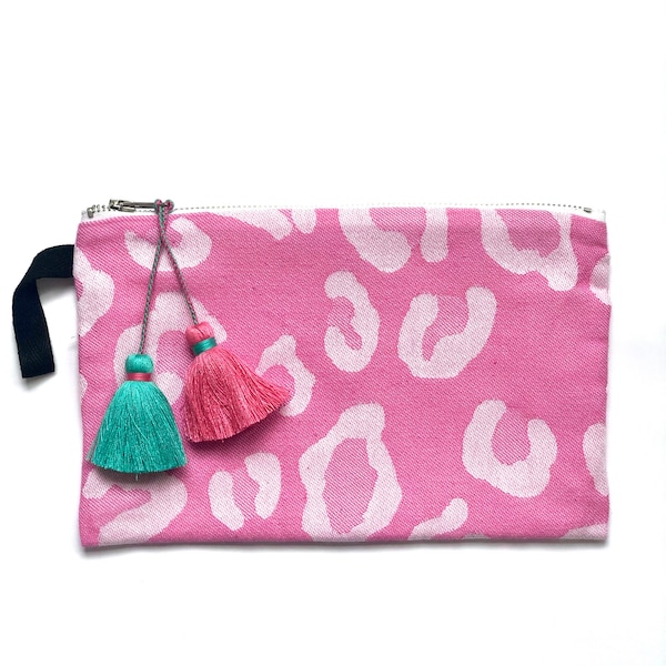 Pink leopard print zipped pouch with tassel