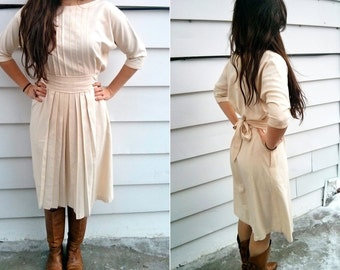 Vintage 1960s Frances Henaghan Beige Speckled Tie-Around Dress