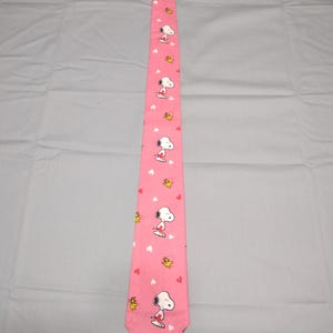 Valetine Snoopy tie