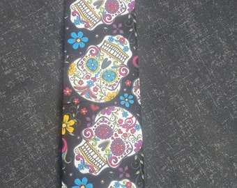 Skull tie