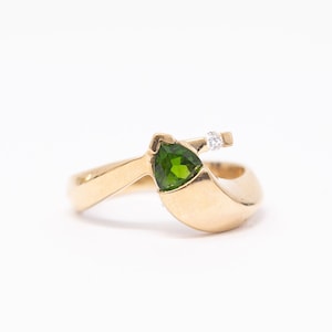 Vintage Tsavorite Garnet Ring, Estate Garnet Ring, 14k Yellow Gold Trillion Cut Garnet Ring