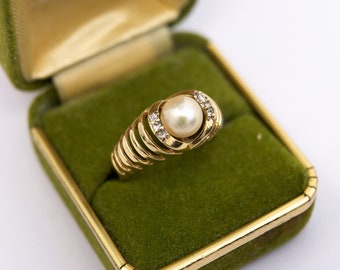 Estate Pearl Ring - Yellow Gold Vintage Pearl Diamond Ring Size 7 1/2