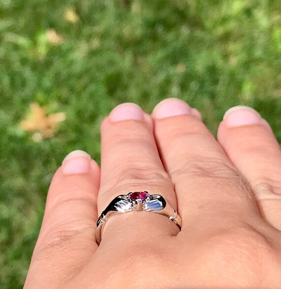 Vintage Ruby Ring, White Gold Ruby Ring, Claddagh… - image 7