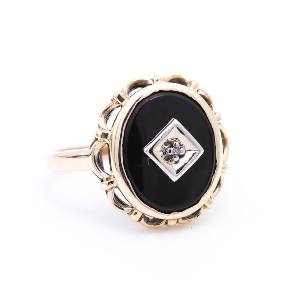 Vintage Black Onyx Ring Diamond Accent - 10k Yellow Gold Ring