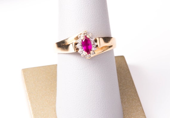 Estate Ruby Ring - Vintage Ruby Ring - Ruby and D… - image 2