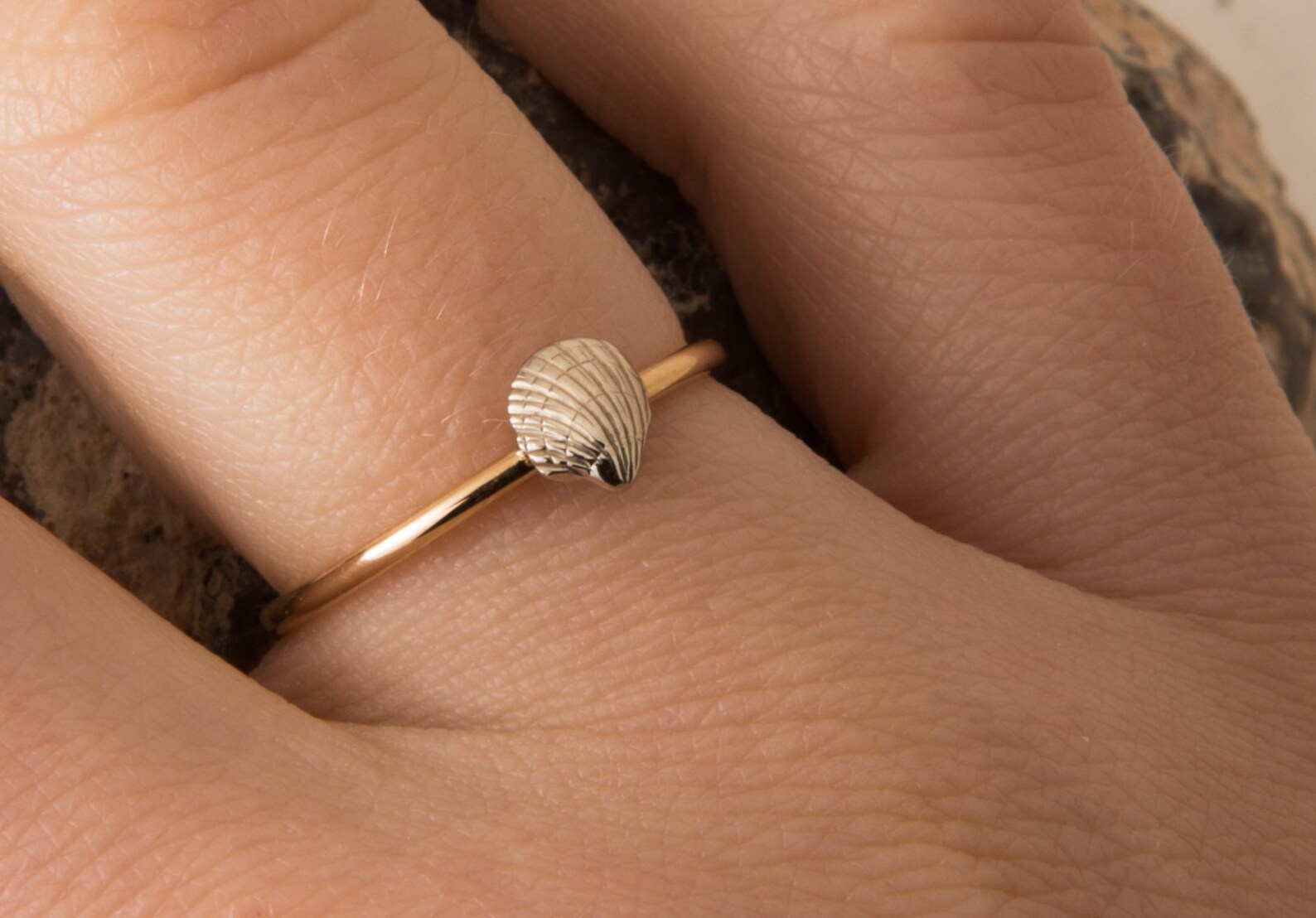 GOLD SEASHELL RING 14k yellow and white gold Handmade Etsy