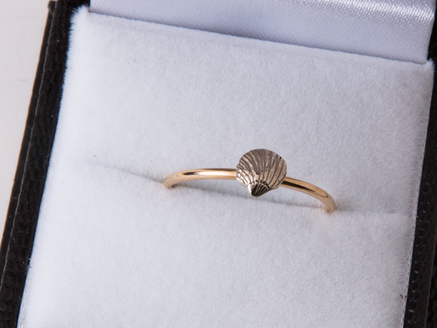 GOLD SEASHELL RING 14k Yellow and White Gold Handmade Etsy