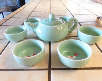 Beautiful Porcelain Japanese Tea Set Etched Goldfish
