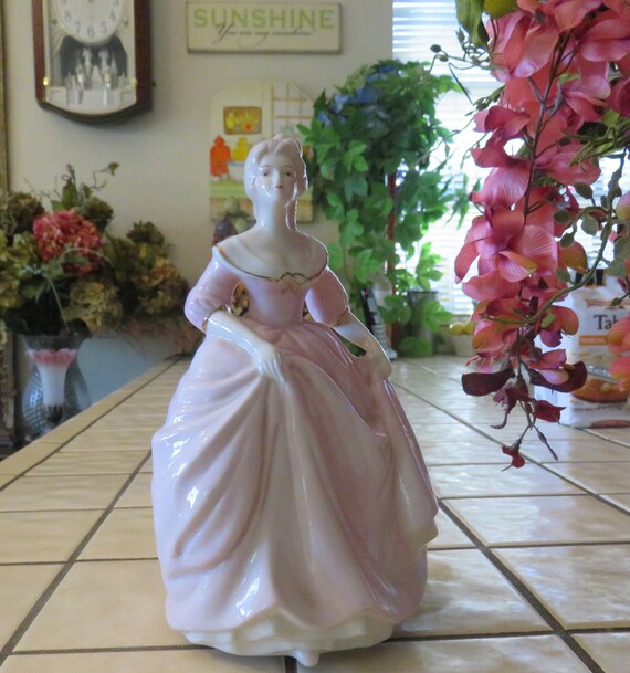 Vintage Ceramic Porcelain Musical Lady Figurine Etsy