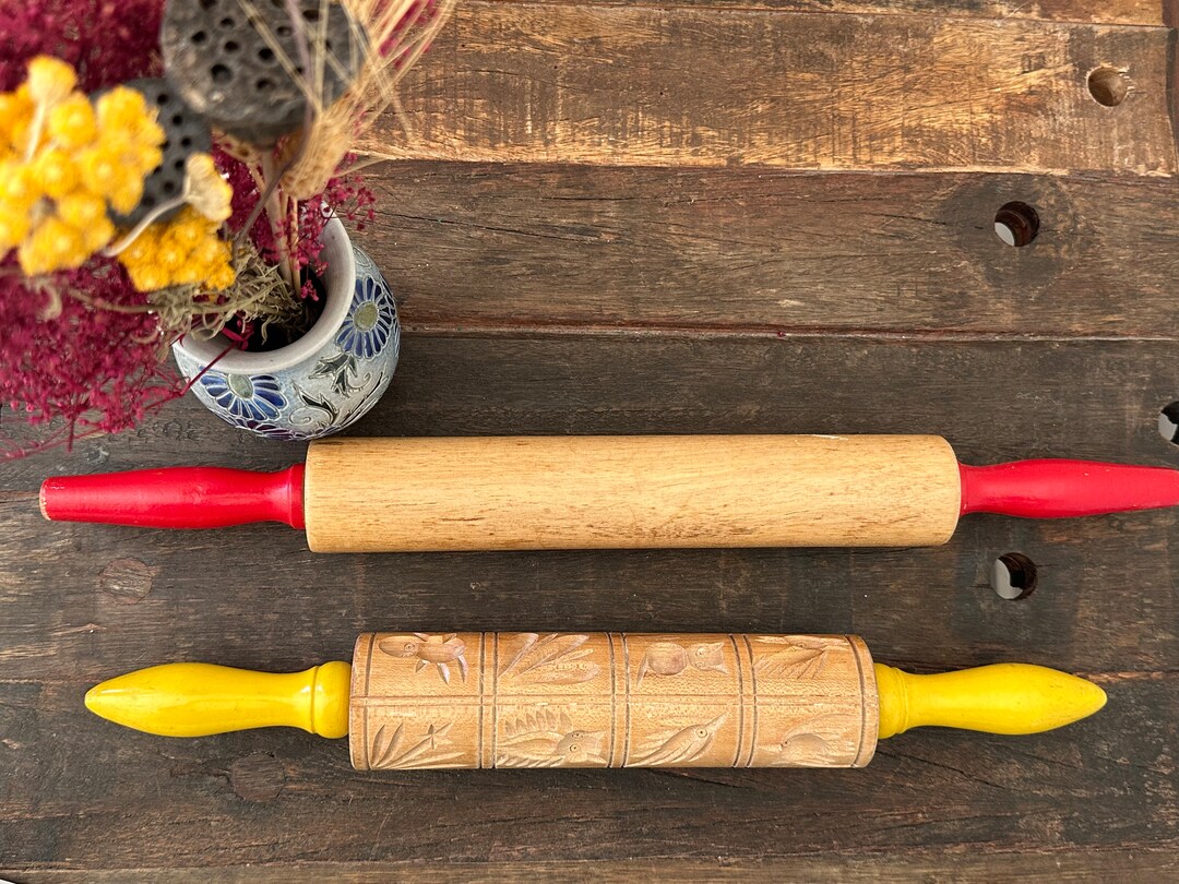 VINTAGE Rolling Pins Red Yellow Handle Wood Rolling Pin Farmhouse