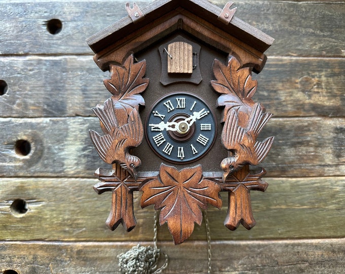 Beautiful Vintage Brown Cuckoo Clock Doesn't Work Etsy