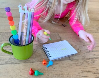 Vintage Enamelware Green Mug - Pencil Holder, Flatware Holder or Vase