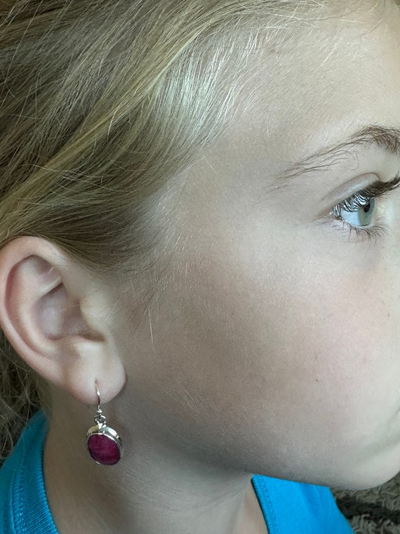 Set of Silver Ruby Hook Earrings and a Faceted Ov… - image 8