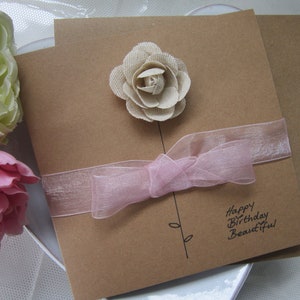 Rose, toile de jute, carte d'anniversaire, carte faite main, carte de fleur, carte de rose, carte d'anniversaire de soeur, carte de fille, carte d'anniversaire de maman, cadeau de rose, tissu