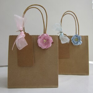 Set two gift bags, paper flower, handmade gift bags, birthday gifts, mum gift bag, small gift bags, paper gift bags, bags for favors, gifts