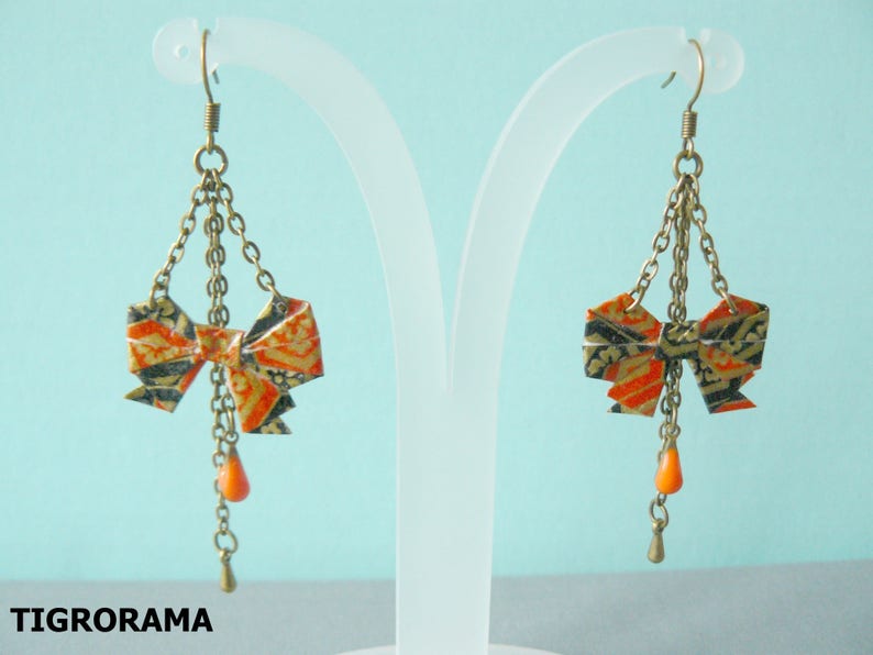 boucles d'oreille origami noeud en papier japonais image 1