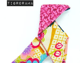 Broche cazuela de origami de tela japonesa violeta, mostaza y azul