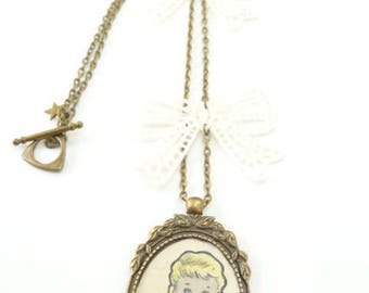 collar de nudo de guipur blanco vintage