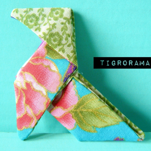 broche origami cocotte tissu japonais bleu et rose