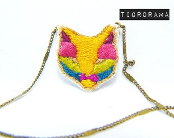 mehrfarbige, handbestickte Katzen-Origami-Halskette