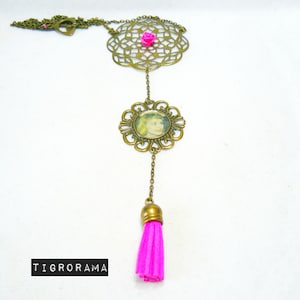 collana sautoir vintage della serie "photo novels", rosa fucsia